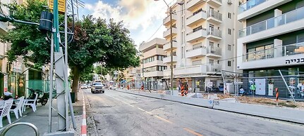 Ben Yehuda Nuage