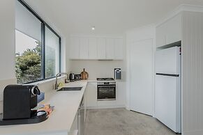 Coastal Cottage by the BnB Collection