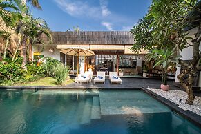 Splendid Villa Shakti Canggu Boho Chic 3bd & Pool