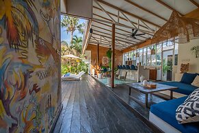 Splendid Villa Shakti Canggu Boho Chic 3bd & Pool