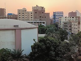DISCOVER Pyramids inn