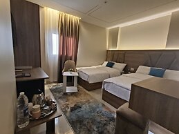 DISCOVER Pyramids inn