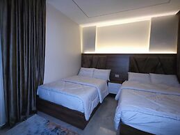 DISCOVER Pyramids inn