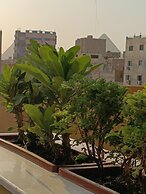 DISCOVER Pyramids inn