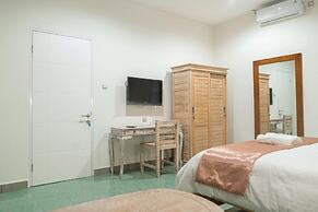 New Mandurah Stay by ecommerceloka
