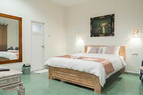 New Mandurah Stay by ecommerceloka