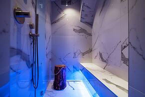 Aurum - Como Luxury Suites