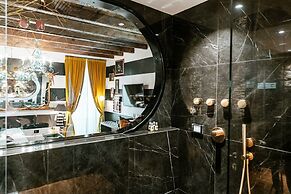 Aurum - Como Luxury Suites