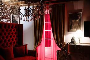 Aurum - Como Luxury Suites