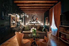 Aurum - Como Luxury Suites