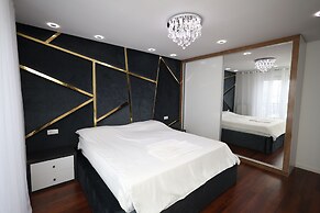 Dodona Apartments