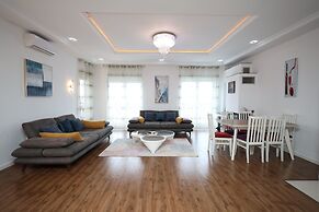 Dodona Apartments