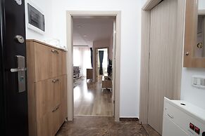 Dodona Apartments