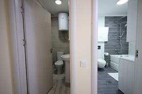 Dodona Apartments