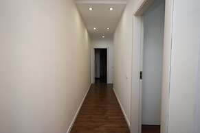 Dodona Apartments