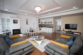 Dodona Apartments