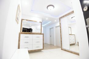 Dodona Apartments