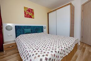 Dodona Apartments