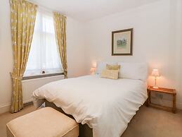 2 Heath Cottages