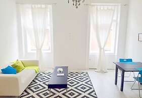 Bright and Cozy - city center