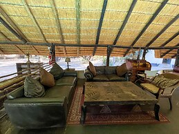 Gweta Lodge