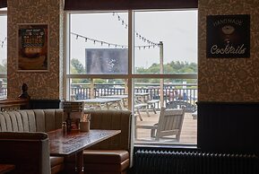 The Quays By Greene King Inns