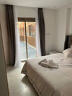 1bed Apartment - Sleeps 4 - Balcony, Wifi, Parking