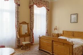 Hotel Heluan
