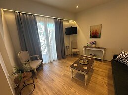 Acropolis Divine Apartments