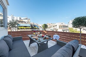 Acropolis Divine Apartments