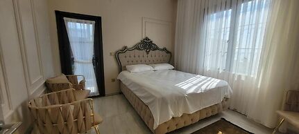 Villa Red Tent