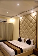 Monarch Inn