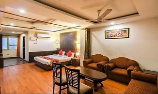 Monarch Inn
