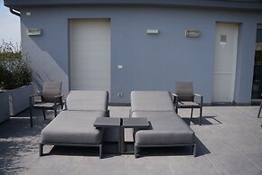 Elegance Suite Apartments - Siroli Collection