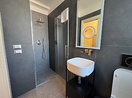 Elegance Suite Apartments - Siroli Collection
