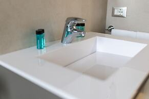 Elegance Suite Apartments - Siroli Collection