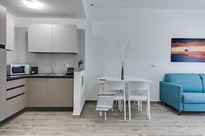 Elegance Suite Apartments - Siroli Collection