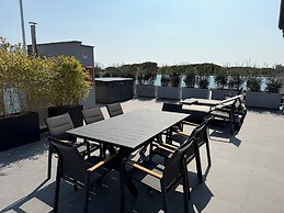 Elegance Suite Apartments - Siroli Collection