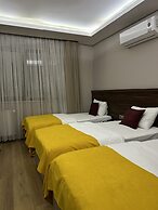 GRAND DELUXE HOTEL