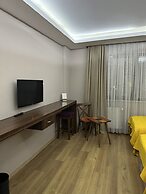 GRAND DELUXE HOTEL