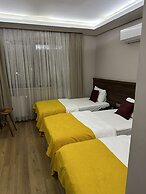 GRAND DELUXE HOTEL