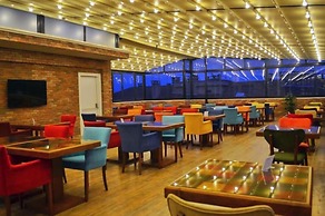 GRAND DELUXE HOTEL