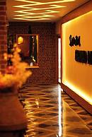 GRAND DELUXE HOTEL