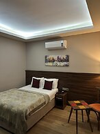 GRAND DELUXE HOTEL