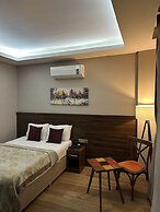 GRAND DELUXE HOTEL