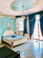 Alexander's Home