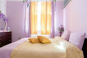 Alexander's Home