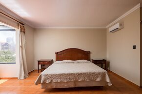 Hotel Puerta del Rey