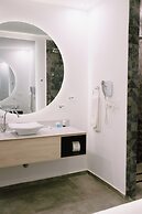 Tunas & Cabras Hotel