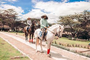 Tunas & Cabras Hotel